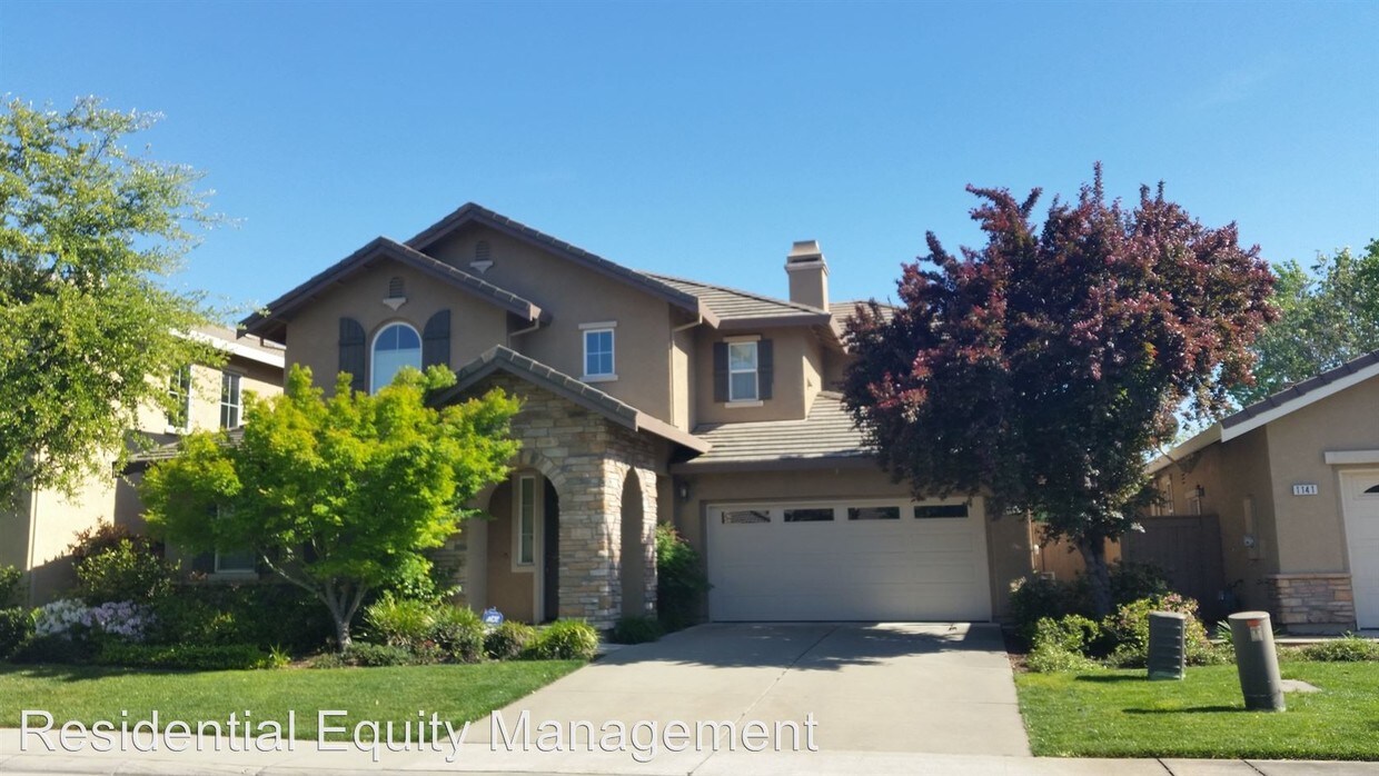 Primary Photo - 4 br, 3.5 bath House - 1145 Fergusen Way