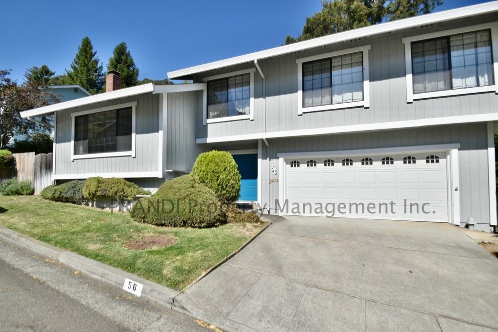 Primary Photo - 56 Plata Ct