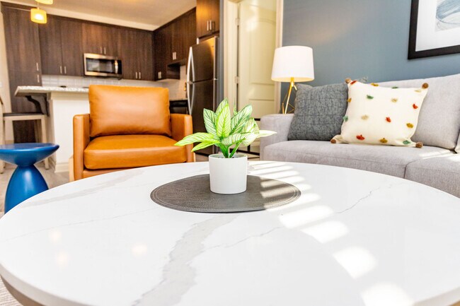 Foto del edificio - 2770 Mystic Pointe Pkwy