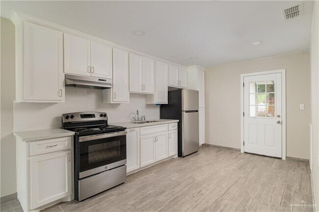 Foto del edificio - 2513 Beaumont Ave