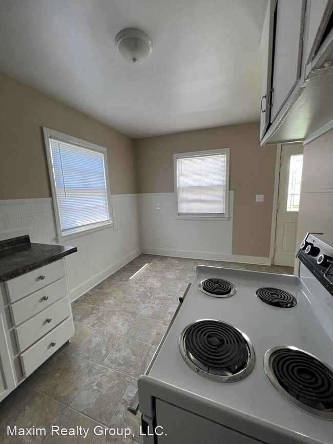 Foto del edificio - 3 br, 1 bath House - 3819 CORBY ST