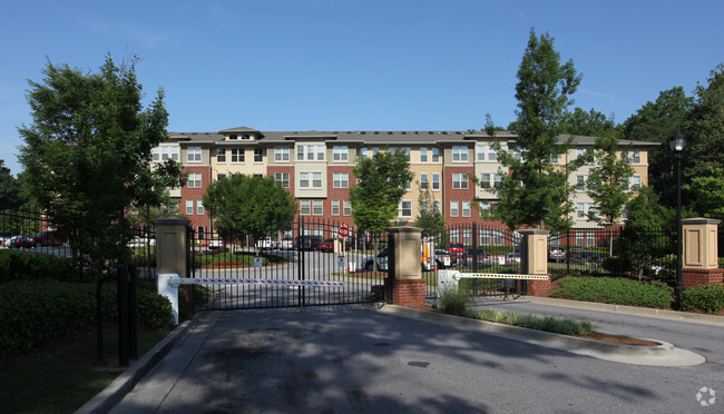 Building Photo - Candler Forrest Apartments