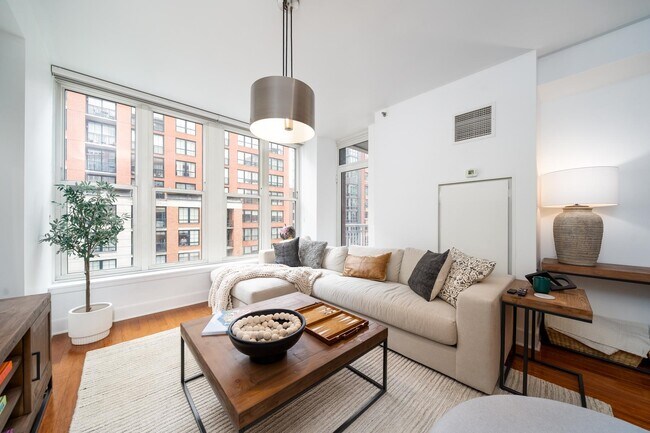 Foto del edificio - 1125 Maxwell Ln
