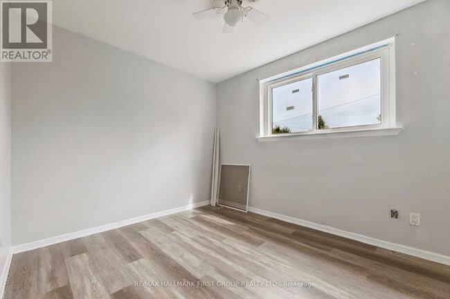 Building Photo - 361 Linden St