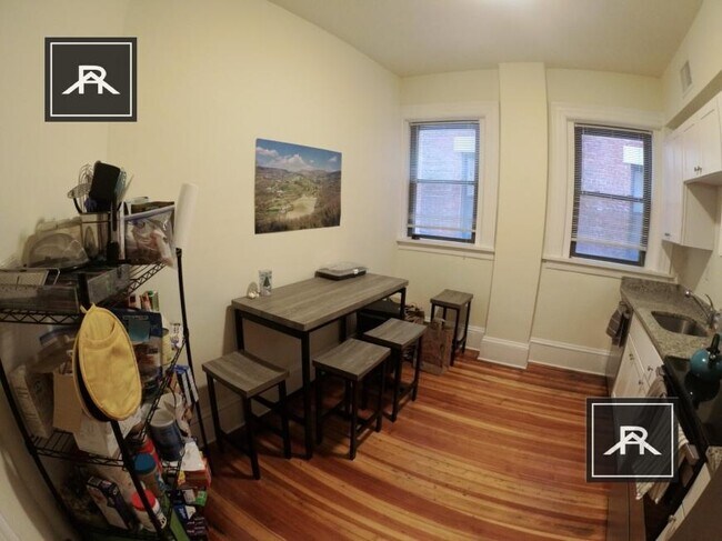 Foto del edificio - 2 bedroom in Brookline MA 02446