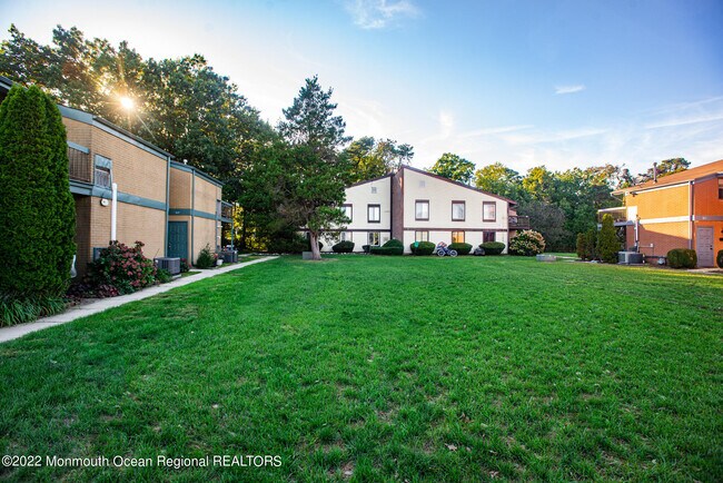 Building Photo - 113 Northrup Dr