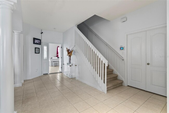 Building Photo - 913 Dorset Pl