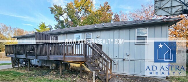 Foto del edificio - Nice 2 Bedroom Duplex in North Olathe-Avai...