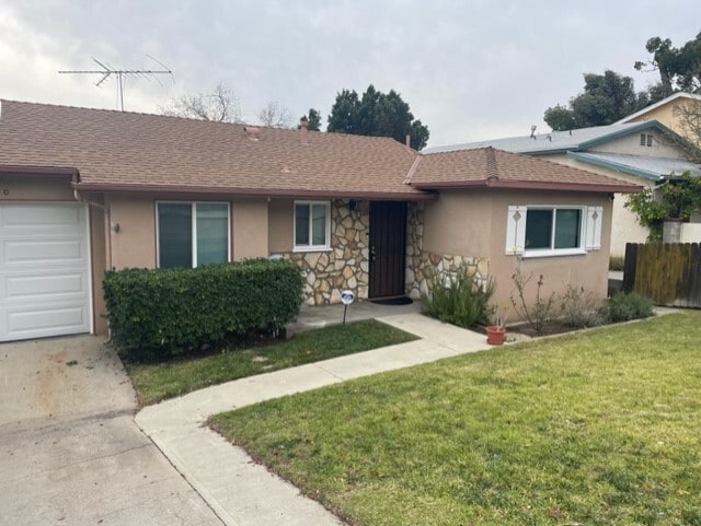 Building Photo - 3910 Vista Ct