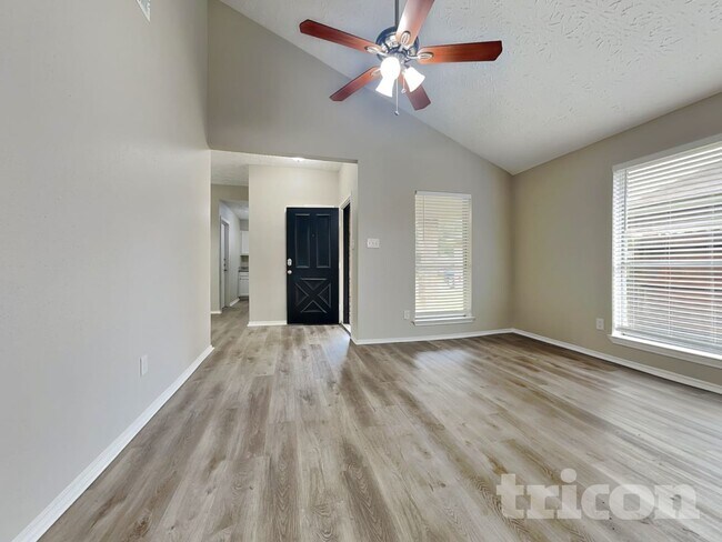 Building Photo - 15243 Bedford Glen Dr