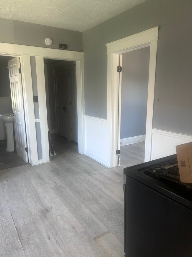 Photo - 9901 Stoughton Ave Apartment