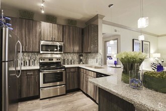 Interior Photo - Portico Kirby