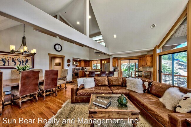 Building Photo - 4 br, 4 bath House - 1007 Apollo Way