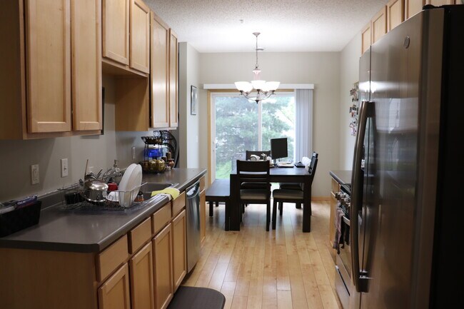 Building Photo - 332 Orendorff Way NE