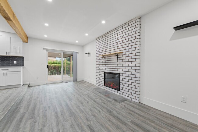 Foto del edificio - 32447 Hawthorne Dr