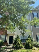 Building Photo - 433 Toftrees Dr