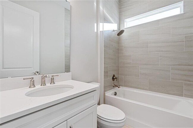 Foto del edificio - 7851 Stoney Bay Lp