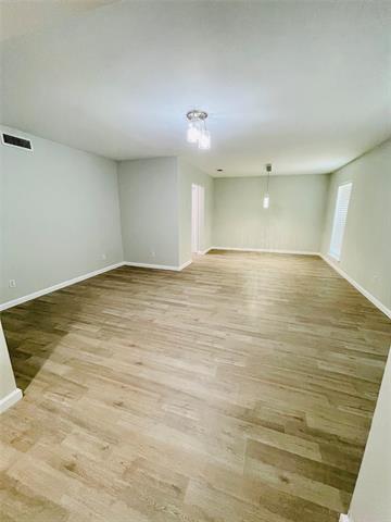 Building Photo - 1517 W Spring Creek Pkwy