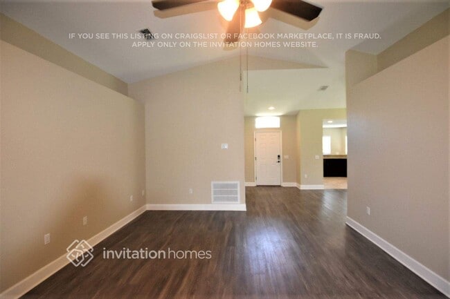 Building Photo - 3527 Kenwood Crossing