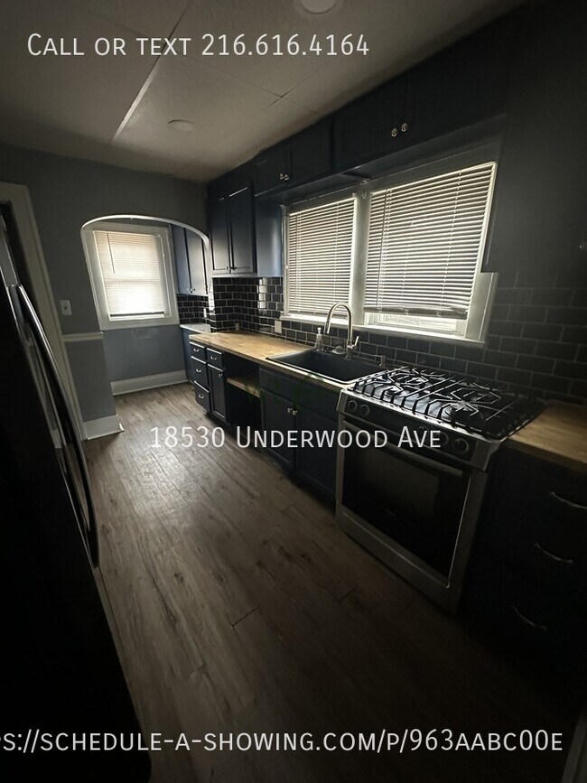 Foto del edificio - 18530 Underwood Ave