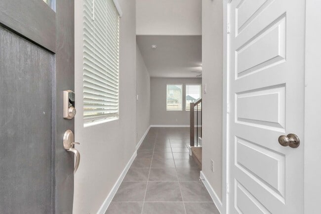 Building Photo - 17407 Bluemink Ln