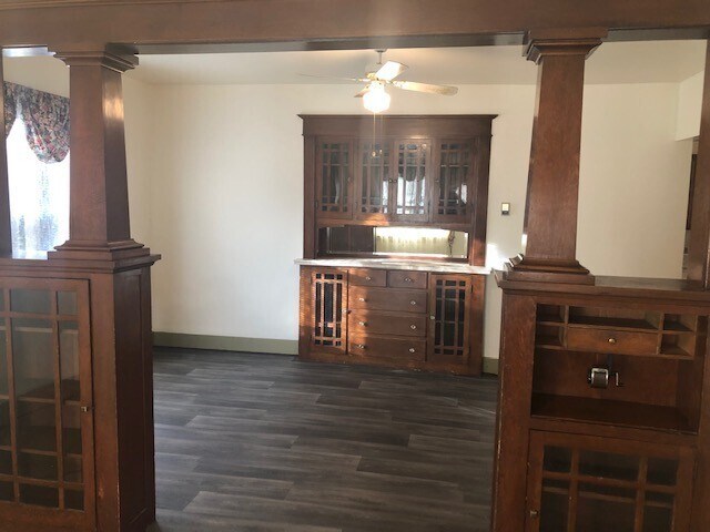 Foto del edificio - 2 bedroom, 1.5 bath home with off street parking