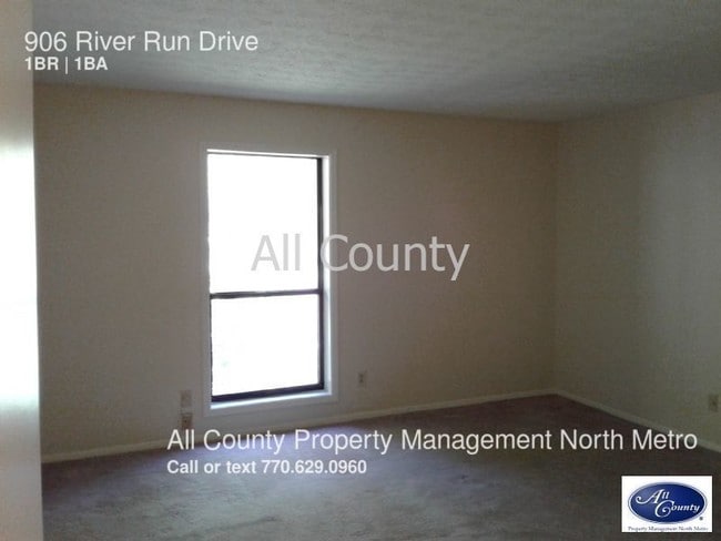 Building Photo - 906 River Run Dr