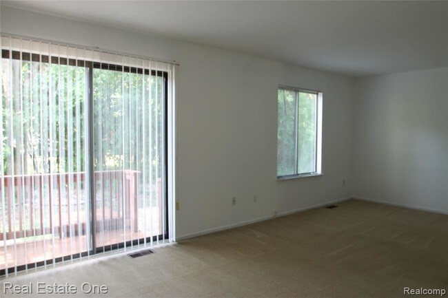 Foto del edificio - 23179 Middlebelt Rd