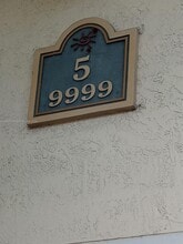 Building Photo - 9999 Summerbreeze Dr