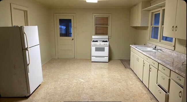 Foto del edificio - 106 E Gum St