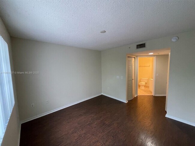 Foto del edificio - 4191 N Haverhill Rd