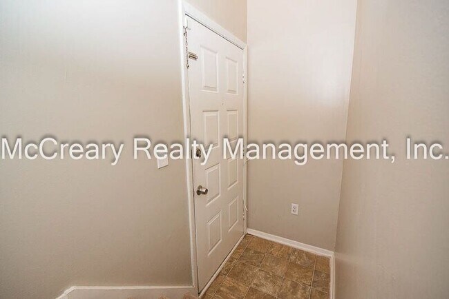 Foto del edificio - 1202 Wynnes Ridge Cir