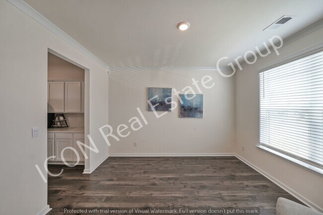 Building Photo - 5/4 home in INDEPENDENCE COMMUNITY