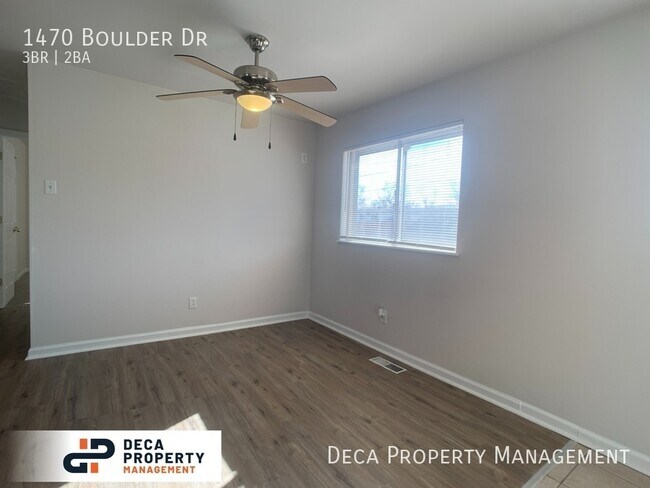 Building Photo - 3 Bedroom House