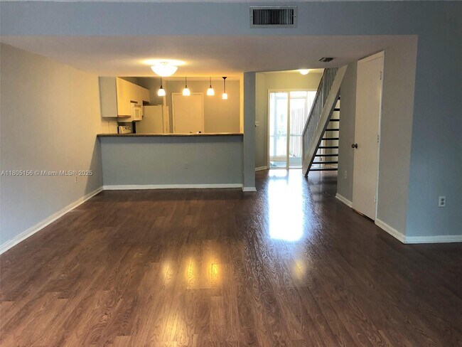 Foto del edificio - 12324 NW 14th St