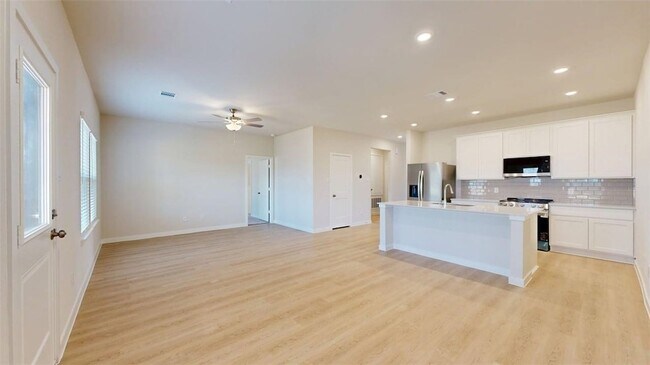 Foto del edificio - 4525 Wisenbaker Wy