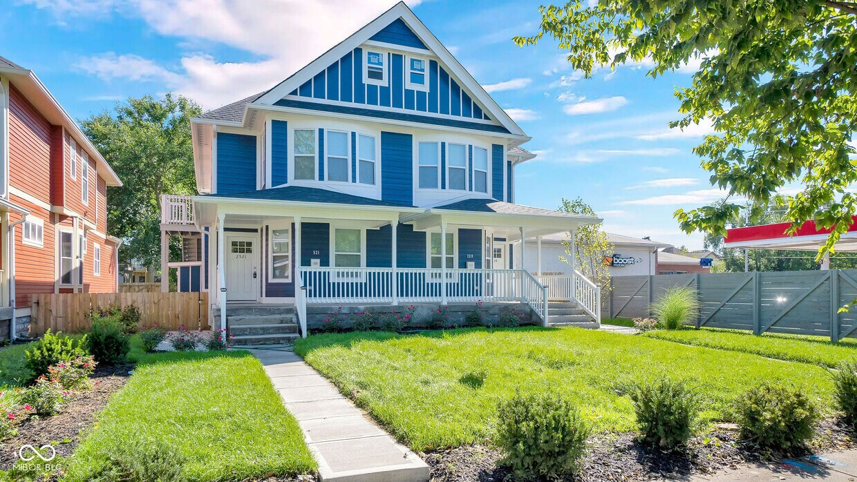 Primary Photo - 2521 N College Ave