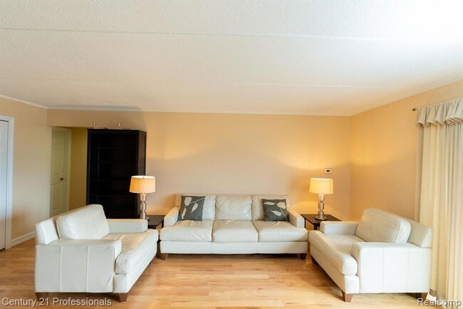 Building Photo - 35300 Woodward Ave