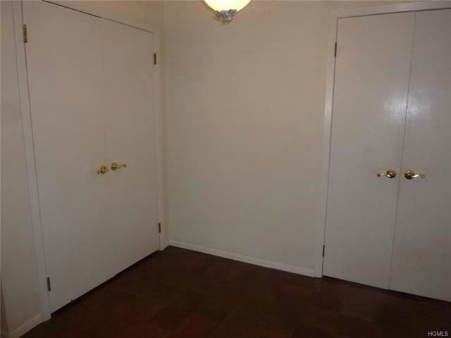 Building Photo - 109 Country Club Ln