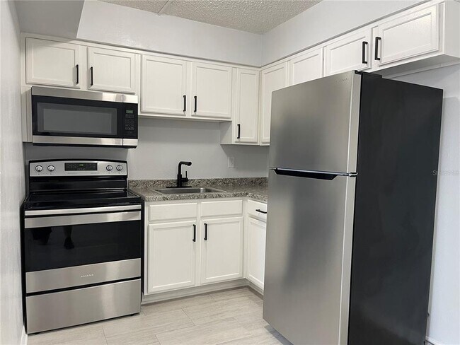 Foto del edificio - 3710 W Cass St