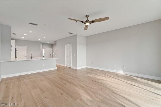 Foto del edificio - 16139 Ravina Way