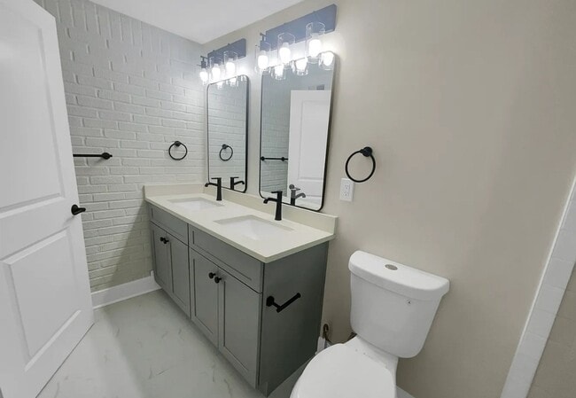 Building Photo - Charming 3BR House in Decatur