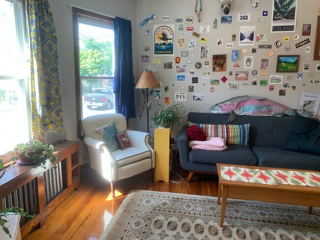 Building Photo - 83 Litchfield St