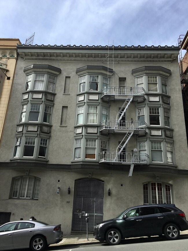 Building Photo - 845 Hyde St