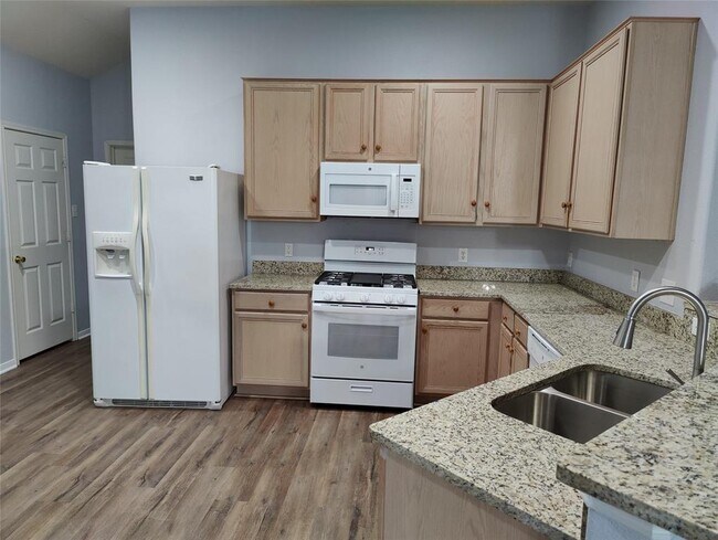 Foto del edificio - 14123 Curry Creek Ln