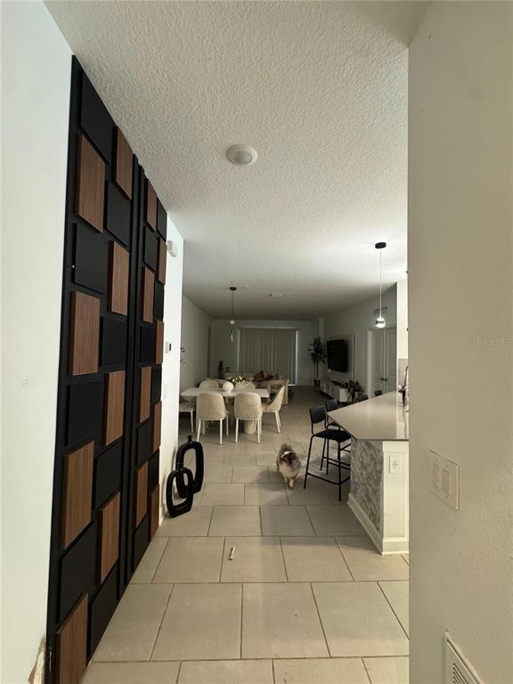 Foto del edificio - 4374 Eastminster Rd