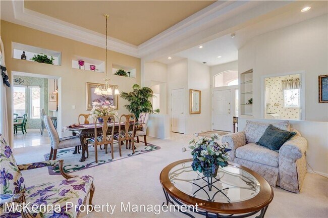 Foto del edificio - 2 br, 2 bath House - 2909 Vista Butte Dr