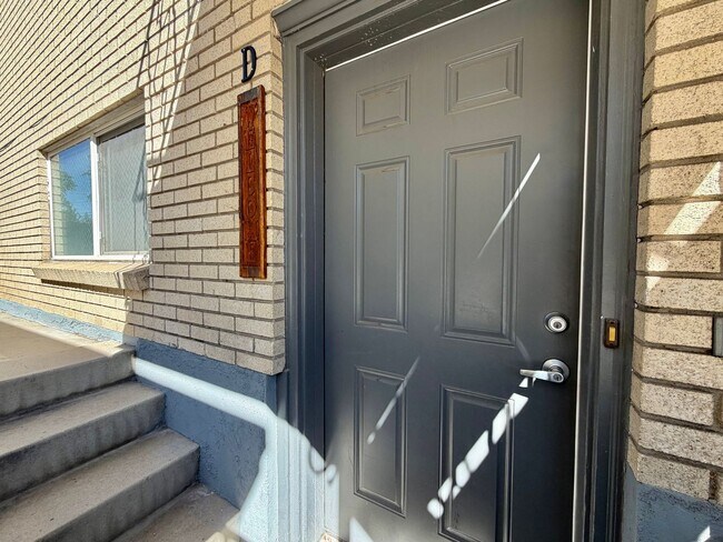 Photo - 670 E Coatsville Ave Apartment