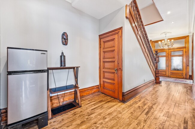 Photo du bâtiment - 4299 Blvd. De Maisonneuve Ouest