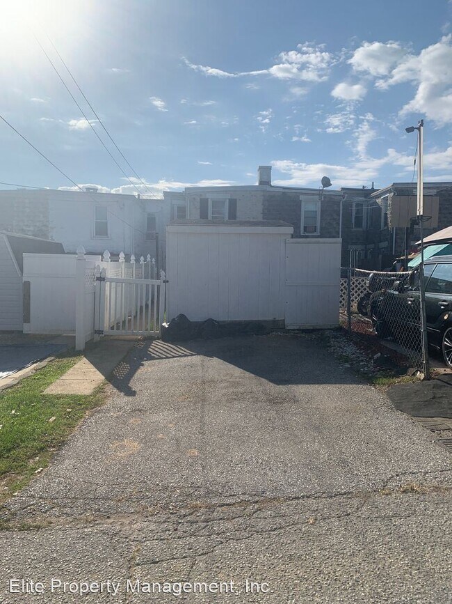 Foto del edificio - 3 br, 1 bath House - 1037 W College Avenue